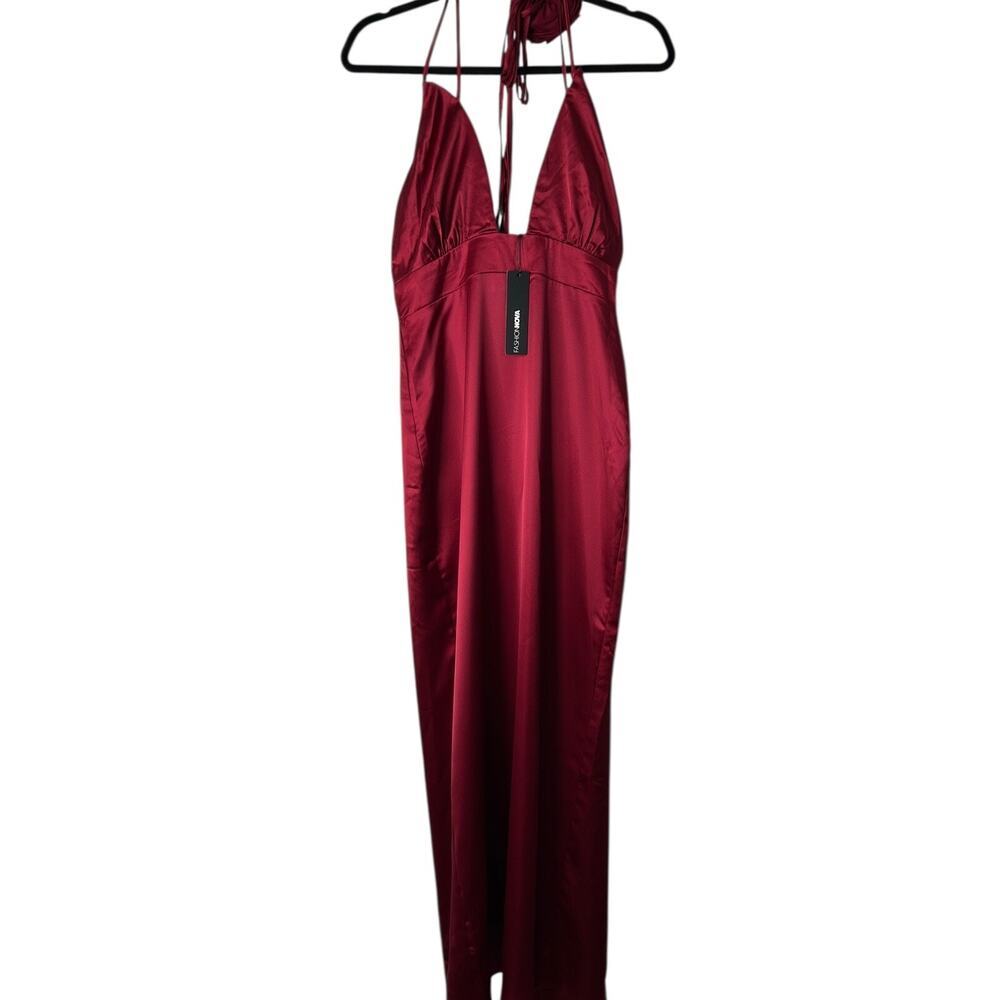 Fashion Nova Demi Satin Maxi Dress Size Large Burgundy Sleeveless Halter Formal